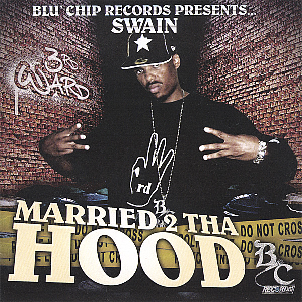 MARRIED 2 THA HOOD